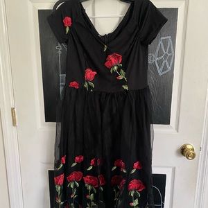 Black 60s style Rose Dress Size Large
